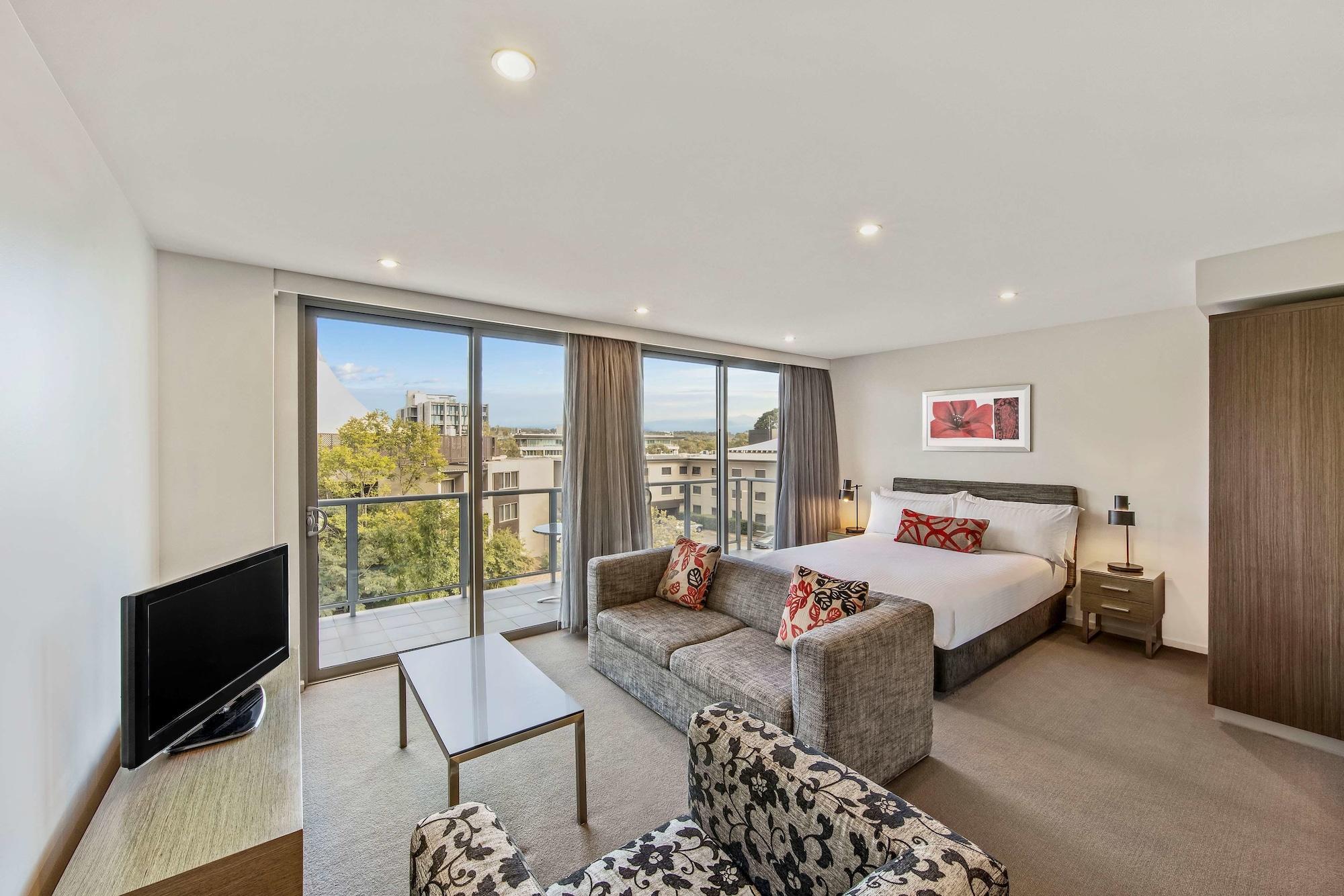 Adina Serviced Apartments Canberra Dickson Exterior photo