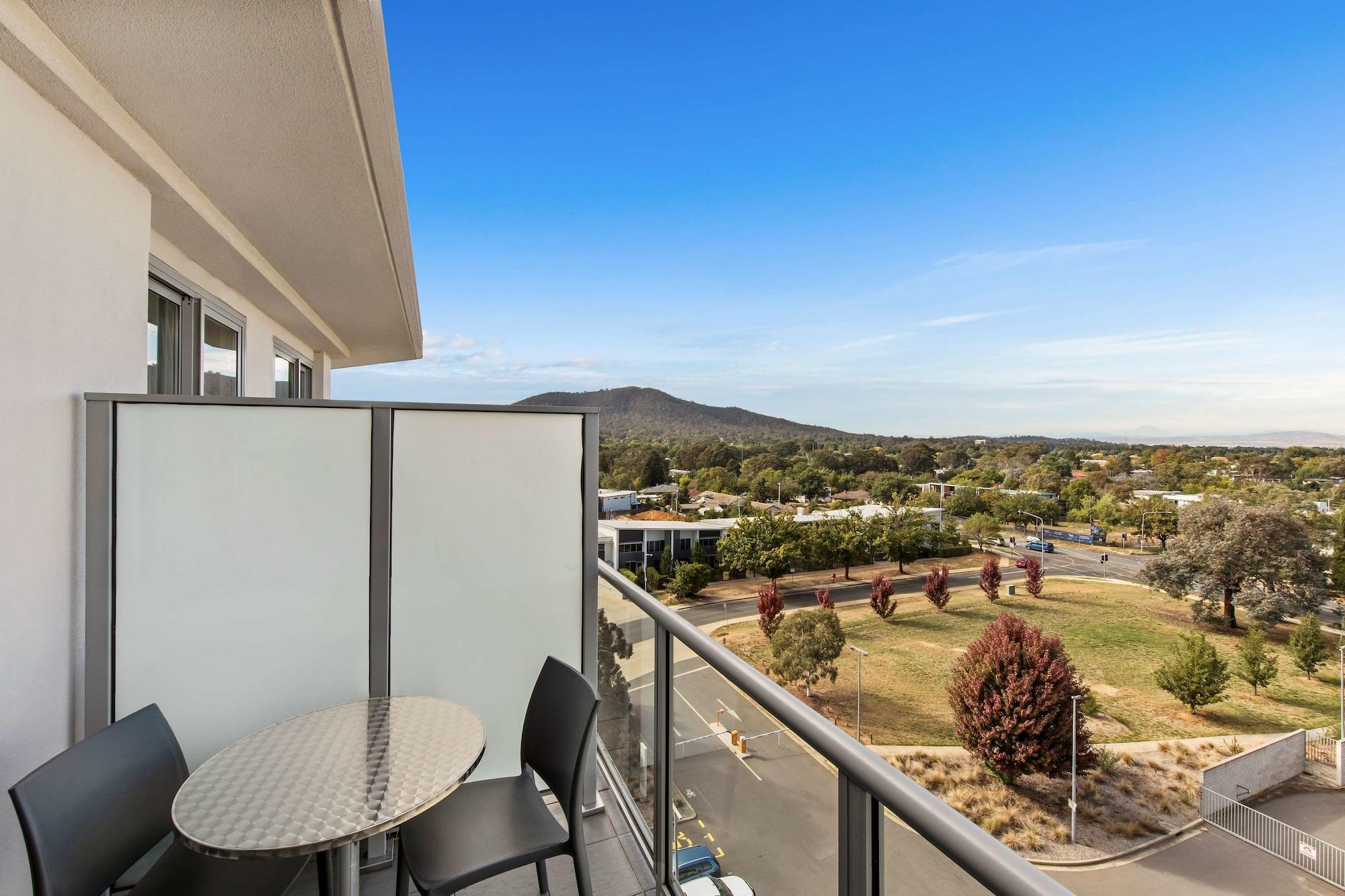 Adina Serviced Apartments Canberra Dickson Exterior photo