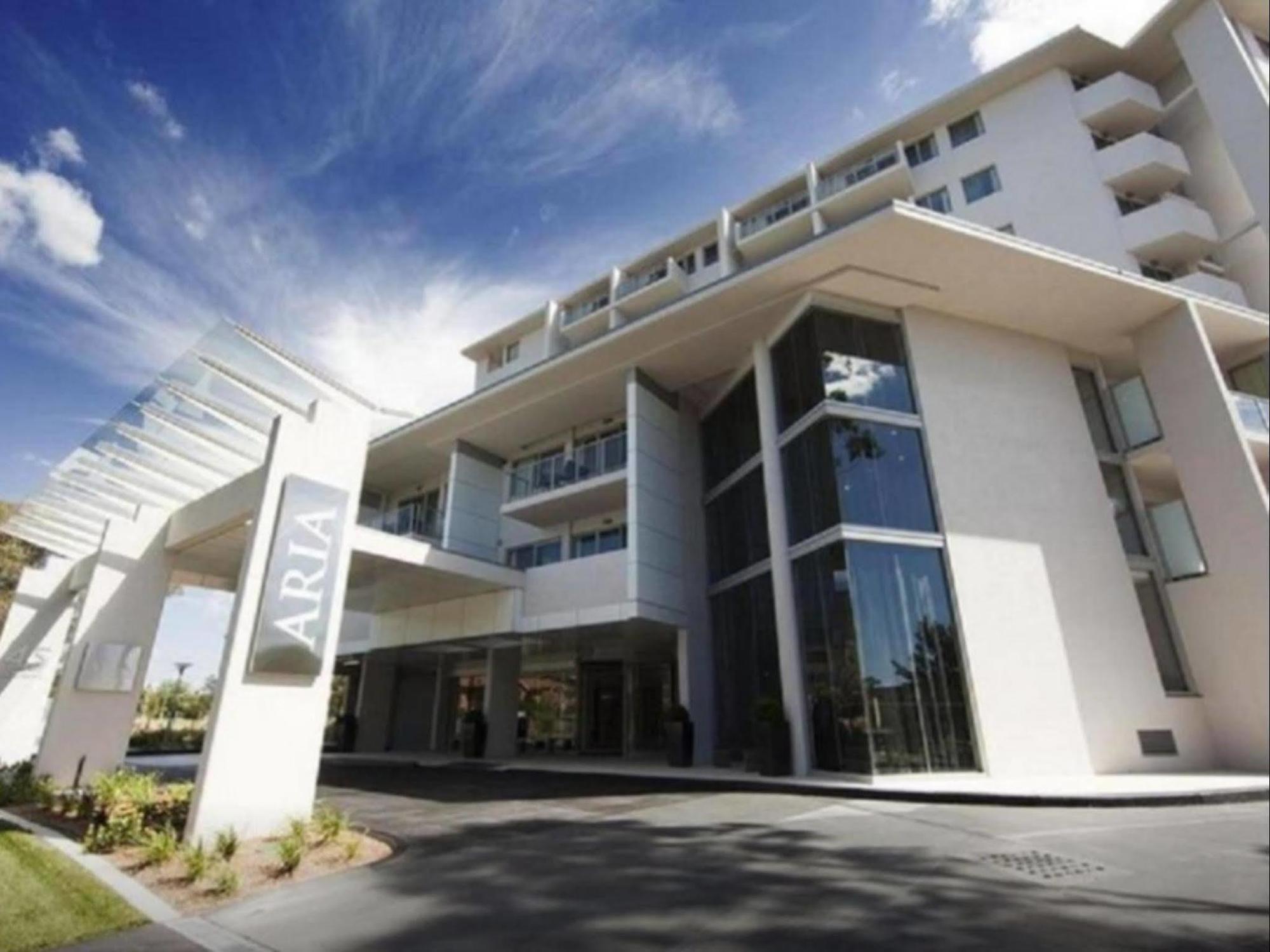 Adina Serviced Apartments Canberra Dickson Exterior photo